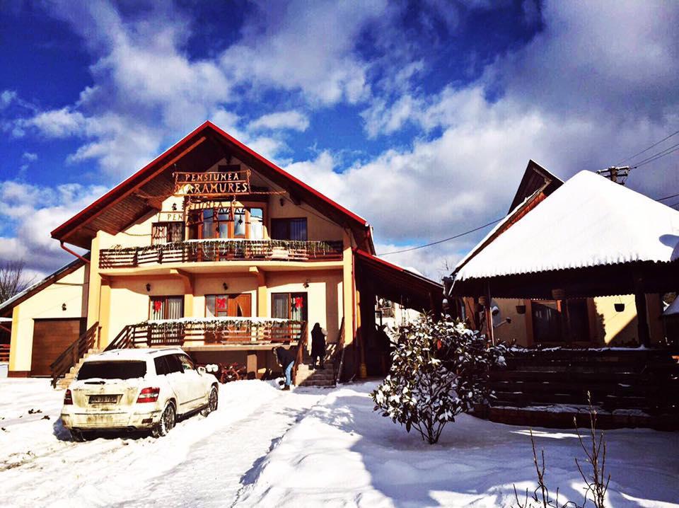 Pensiunea Maramures Ocna Sugatag Luaran gambar